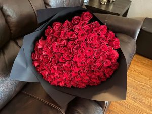 100 Red Rose